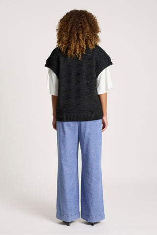 Orin Knit Vest - Black