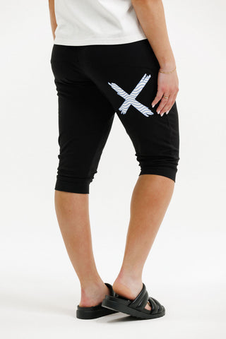 Homelee Apartment Pant 3/4 Black with Hydrangea Squiggle, Back view | AAAG