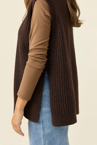 Miru Crew Knit Vest - Chocolate