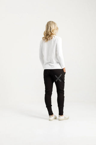 Apartment Pants Alpine Weight - Black With Black Matte Cross