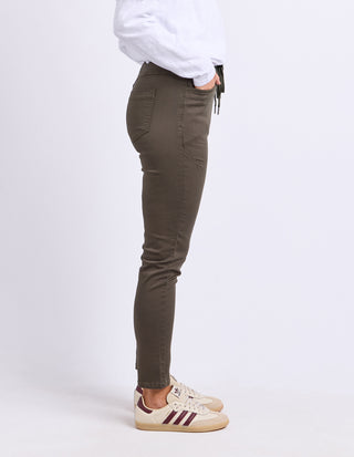 Sylvia Jogger - Dark Khaki