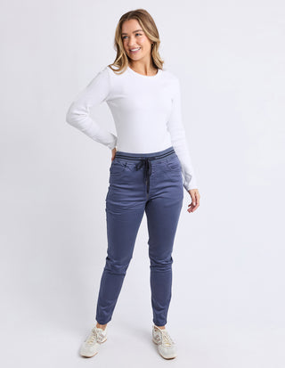 Sylvia Jogger - Country Blue