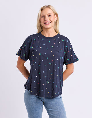 Festive Market  Tee - Navy