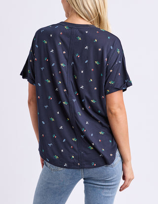 Festive Market  Tee - Navy
