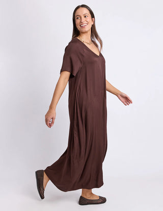 Elm Nora Dress Chocolate, Styled | AAAG