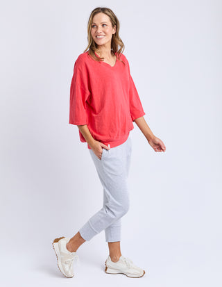 Mazie Vee Neck - Cayene