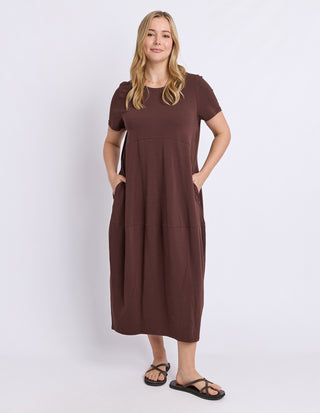 Elm Diana Short Sleeve Dress Chocolate, Front view | AAAG