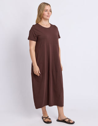 Elm Diana Short Sleeve Dress Chocolate, Tulip panel detail | AAAG