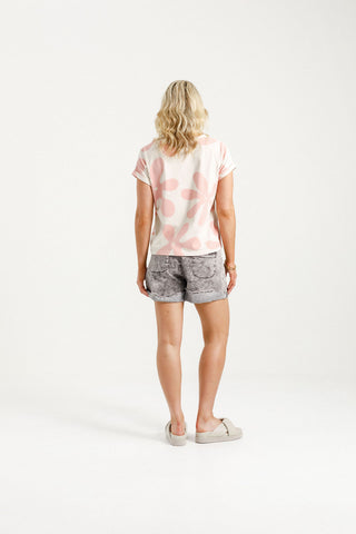 Jackie Tee - Blossom Daisy