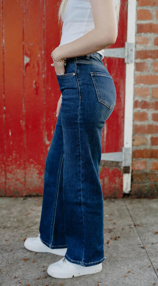 Maddie Mid Rise Short Stuff Jeans - Dark Blue