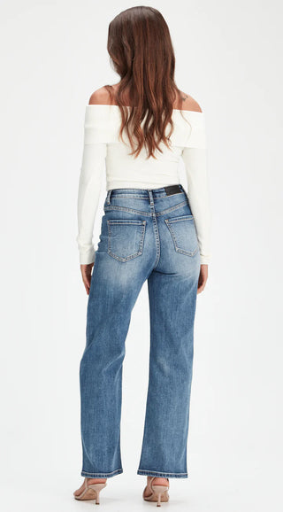 Wendy Short Stuff Jeans - Denim Blue