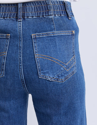 Alyssa Front Pocket Jean - Mid Wash Blue - 81D1592.BLU - All About A Girl