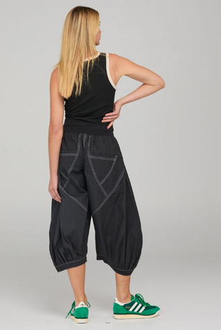 Hatsu Guru Pants - Black With White Stitching