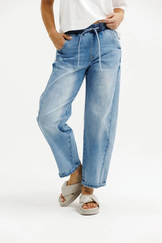 Homelee Barrel Jeans - Sky Wash - HLD716 SKY - All About A Girl