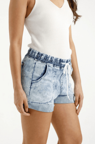 Lagoon Denim Shorts - Sno Wash - HLD LAG SNO - All About A Girl