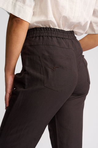 Oxford Slim Leg Grazer Pants - Chocolate - 5016 - All About A Girl
