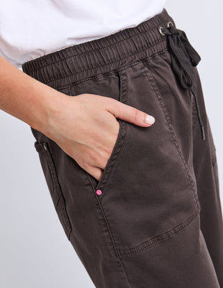 Quinn Barrel Jogger - Chocolate - 81D1667.CHOC - All About A Girl