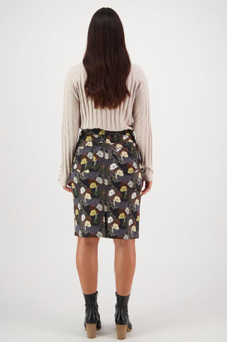 Vassalli Lightweight Printed Skirts - Karma - 372AV - allaboutagirl